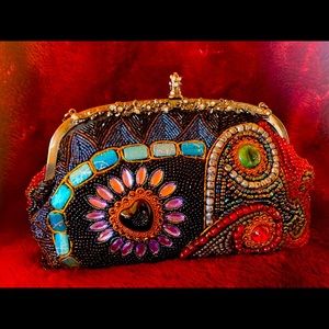 Colorful beaded small bag
